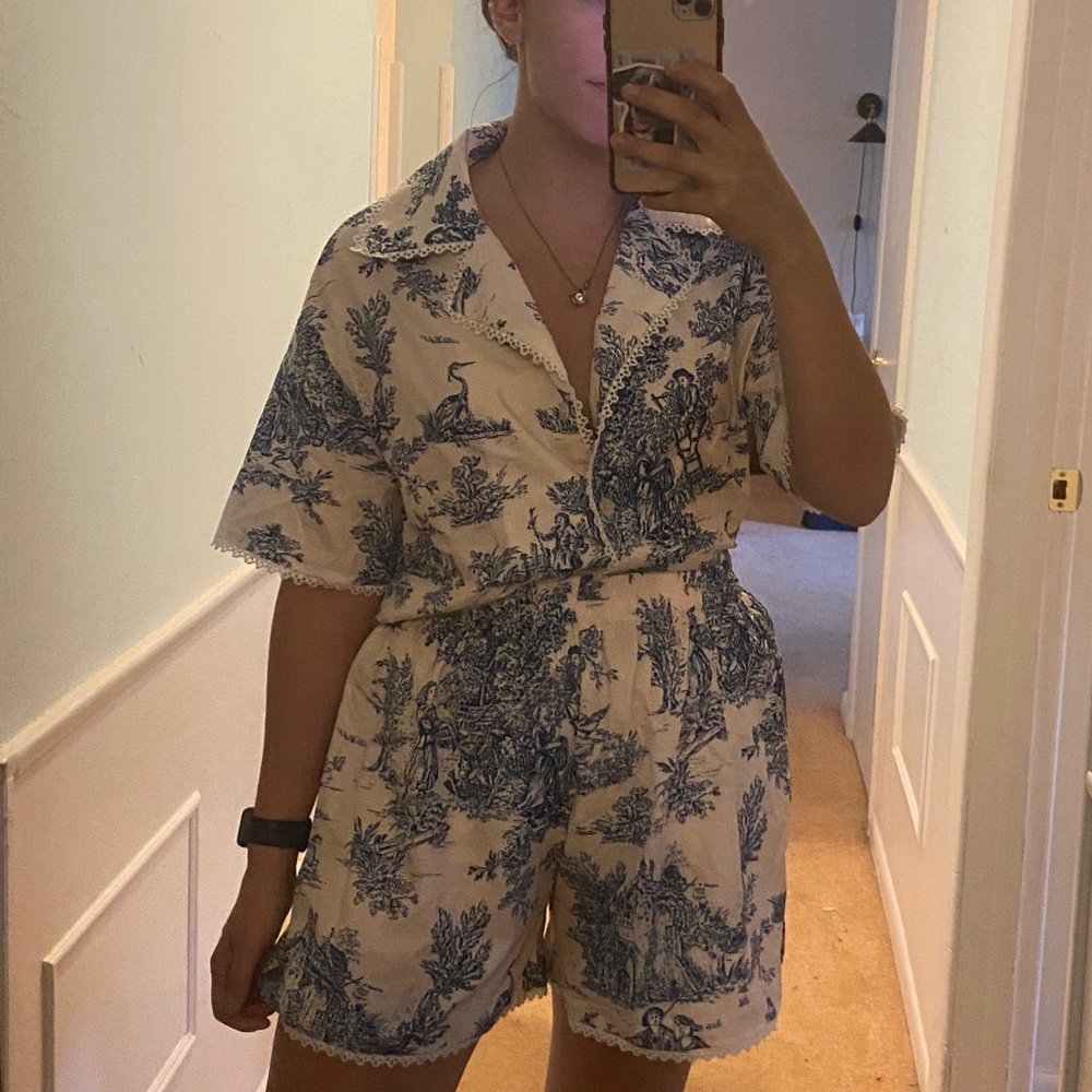 Cider Toile de Jouy lace trim matching set